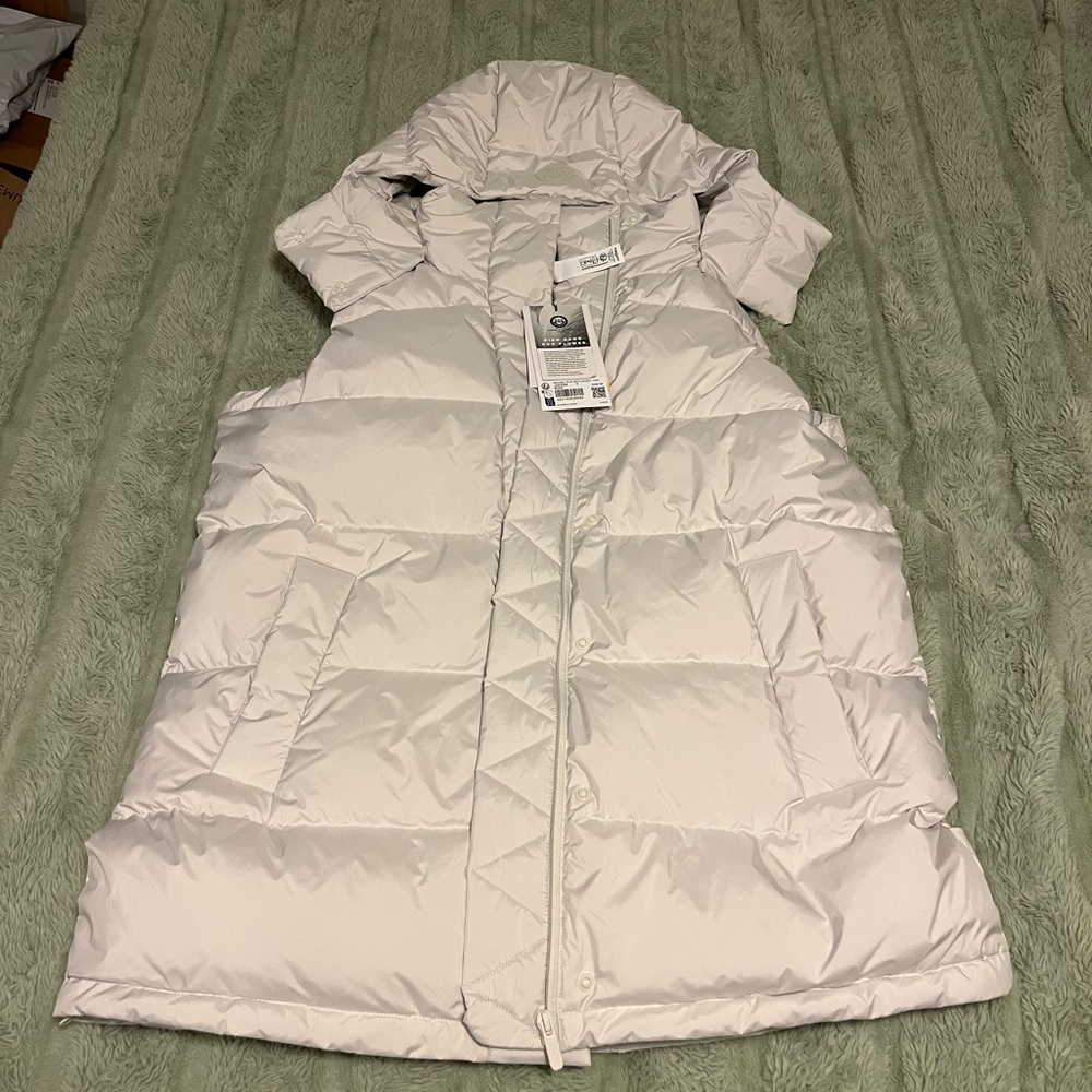 lululemon athletica White Puffer Vest